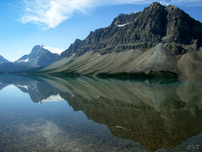15 Bow Lake in de Rockies