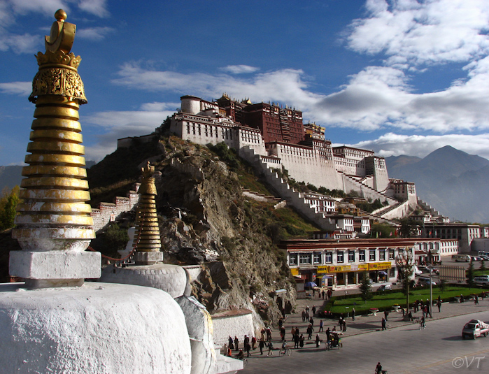 16 de Potala heeft meer dan 1000 vertrekken