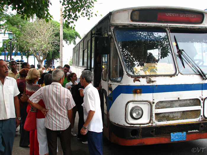 04 onze eerste Hollandse DAF-bus in Cuba