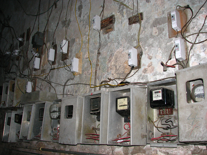 17 ...en een gebrekkig elektrisch netwerk