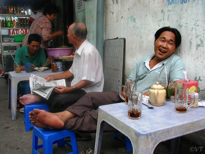 04a  eetstraat in Saigon