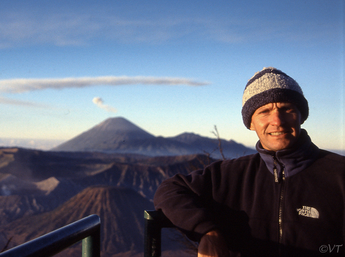 59  het was zelfs na de zonsopkomst nog erg fris