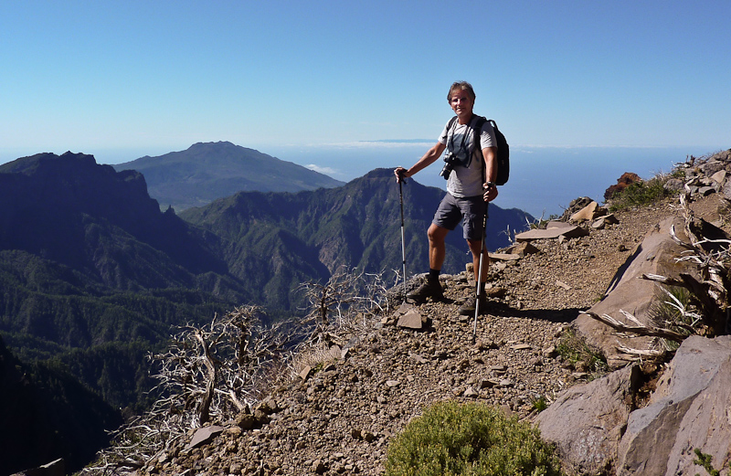 op de kam van de caldera