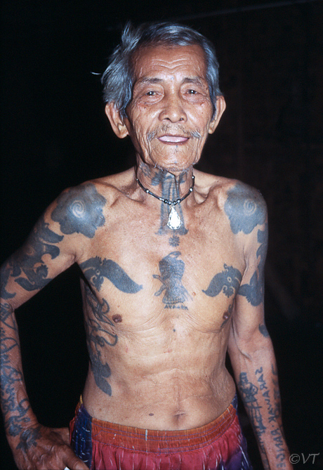 15 des te meer tatoeages, des te meer moed!