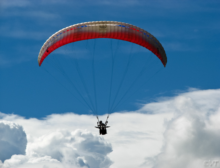 30a  Parasailing bij Pokhara