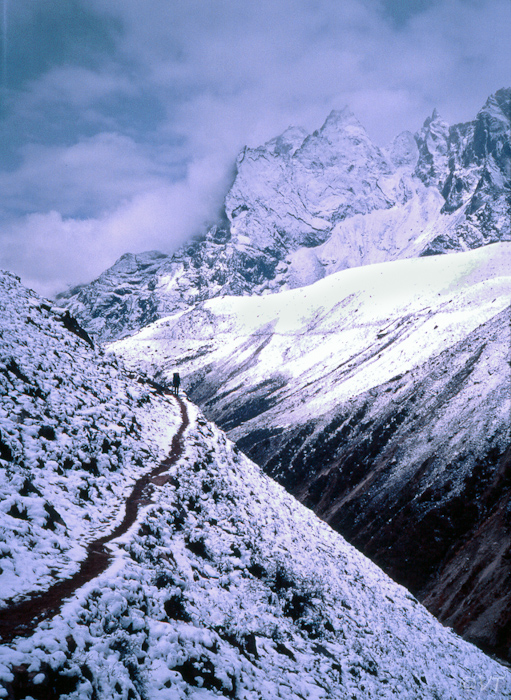 56  Gokyo-vallei, de volgende ochtend lag er verse sneeuw