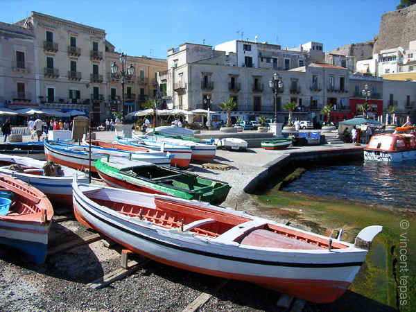 02 Marina Corta, Lipari's oude haven