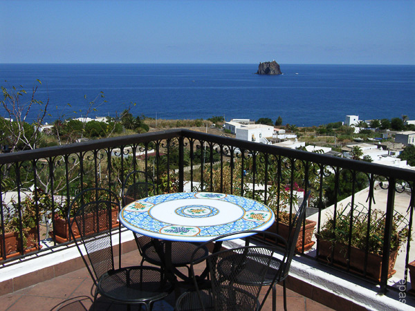 15 Uitzicht vanaf Stromboli-eiland