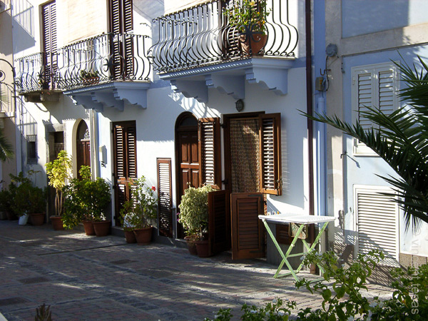 16 Straatje op Stromboli